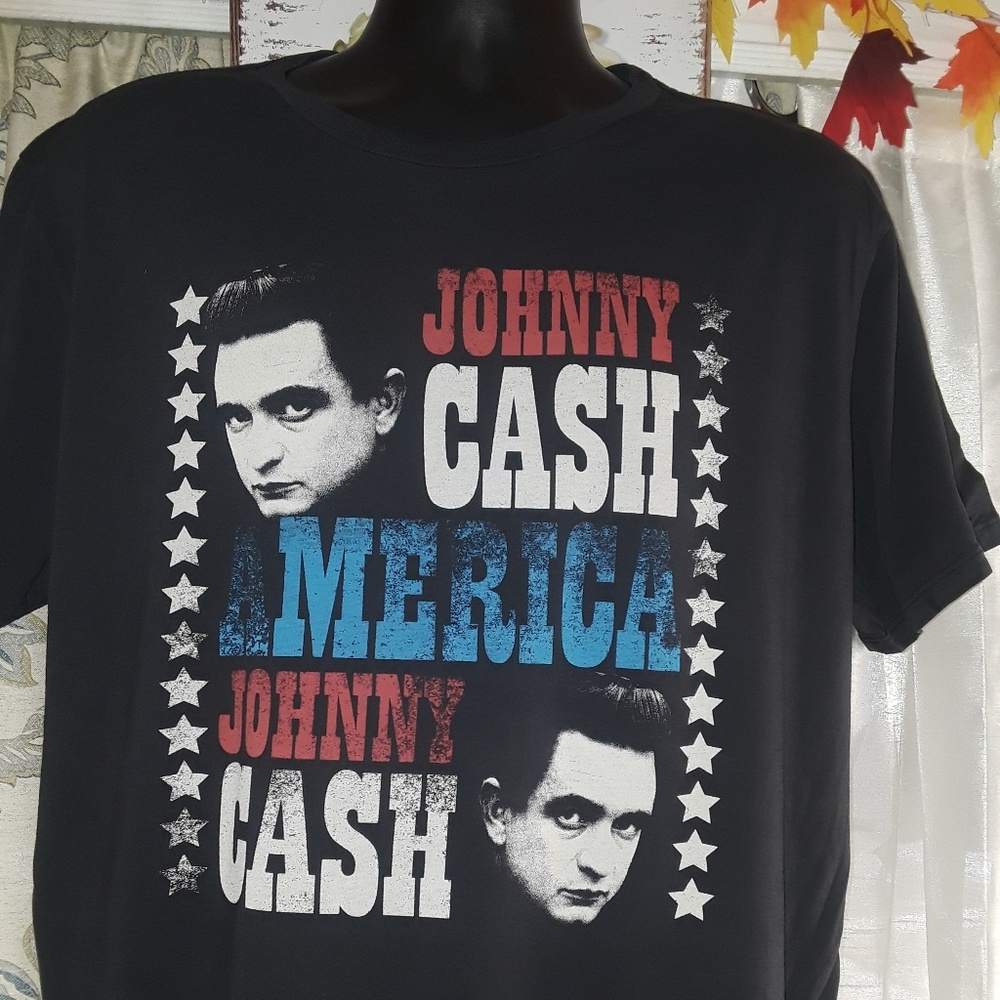 "Johnny Cash" America Album Cover Tee (XL)